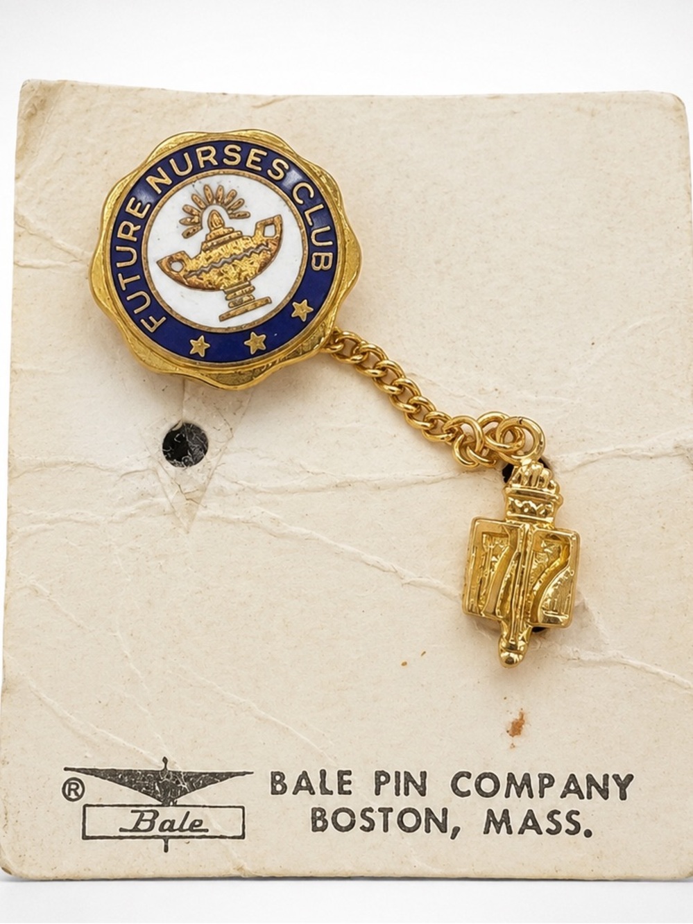 Vintage 1972 Future Nurses Club Enamel Pin Bale Boston NOS w Card - Picture 3 of 16